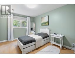 76 SANDERS STREET W - 22