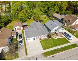 76 SANDERS STREET W - 42