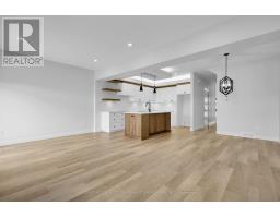 47 - 2700 BUROAK DRIVE - 18