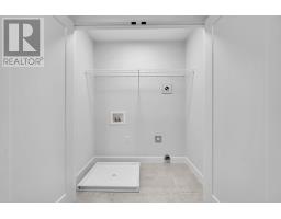 47 - 2700 BUROAK DRIVE - 33