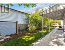 52 STUYVESANT PLACE - 36
