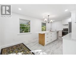 52 STUYVESANT PLACE - 9