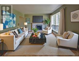 42 NAOMEE CRESCENT - 10
