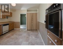 42 NAOMEE CRESCENT - 13
