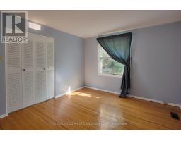 42 NAOMEE CRESCENT - 20