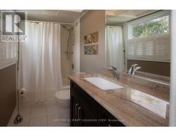 42 NAOMEE CRESCENT - 22