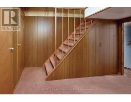 42 NAOMEE CRESCENT - 23