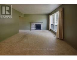 42 NAOMEE CRESCENT - 9