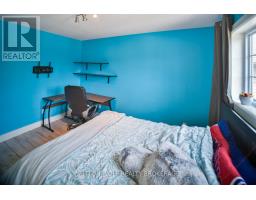 22 QUEENSWAY DRIVE - 30