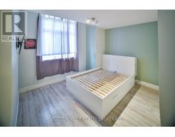 22 QUEENSWAY DRIVE - 31