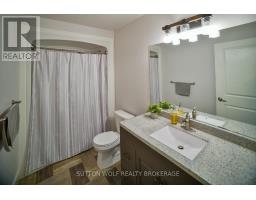 22 QUEENSWAY DRIVE - 33