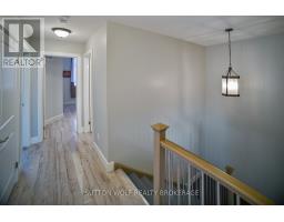 22 QUEENSWAY DRIVE - 34