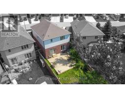 22 QUEENSWAY DRIVE - 41