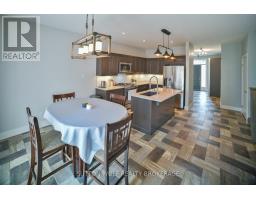 22 QUEENSWAY DRIVE - 8