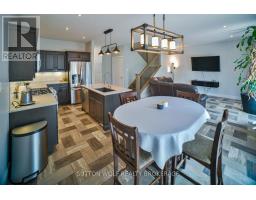 22 QUEENSWAY DRIVE - 9