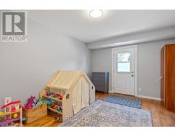 67 MOREAU CRESCENT - 21