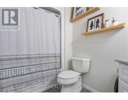 67 MOREAU CRESCENT - 24