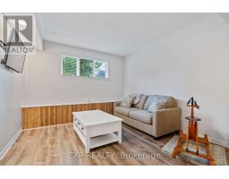 67 MOREAU CRESCENT - 25