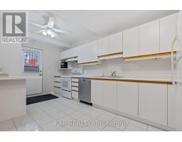 67 MOREAU CRESCENT - 29