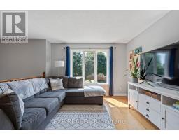 67 MOREAU CRESCENT - 4