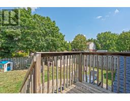 67 MOREAU CRESCENT - 44