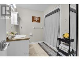 852 SILVERSMITH STREET - 26