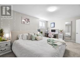 852 SILVERSMITH STREET - 33
