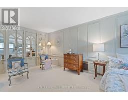 37 BLOOMFIELD DRIVE - 19