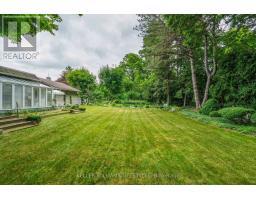 37 BLOOMFIELD DRIVE - 32
