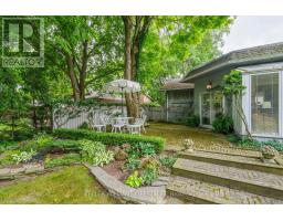 37 BLOOMFIELD DRIVE - 36