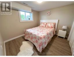 1578 COUNCILLORS STREET - 14