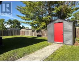 1578 COUNCILLORS STREET - 27