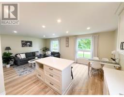 1578 COUNCILLORS STREET - 4