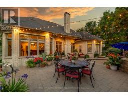 27 HOEFNAGELS CRESCENT - 19