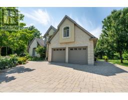 27 HOEFNAGELS CRESCENT - 3