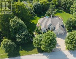 27 HOEFNAGELS CRESCENT - 6