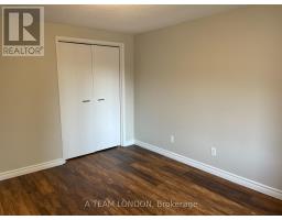 33 - 35 WATERMAN AVENUE - 17