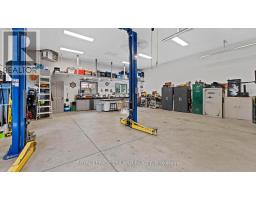 8443 GOOSEMARSH LINE - 33