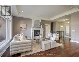 696 BENNETT CRESCENT - 9