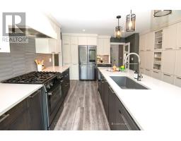 6925 LAMBETH WALK - 11