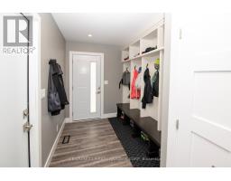 6925 LAMBETH WALK - 15