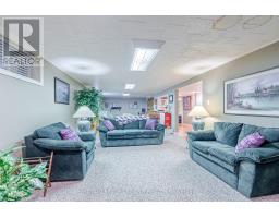 67 DONKER DRIVE - 37
