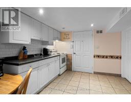 15 GARLAND CRESCENT - 30