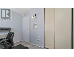 903 - 860 COMMISSIONERS ROAD E - 19
