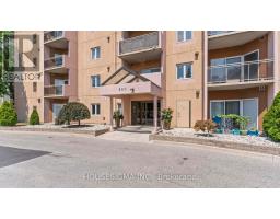 903 - 860 COMMISSIONERS ROAD E - 4