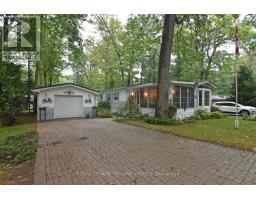 A39 - 9910 NORTHVILLE CRESCENT - 1