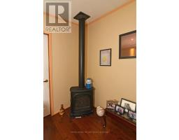 A39 - 9910 NORTHVILLE CRESCENT - 11