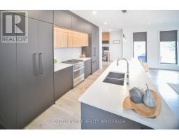 65 PARK AVENUE - 16