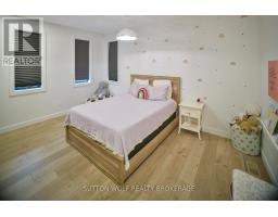 65 PARK AVENUE - 28