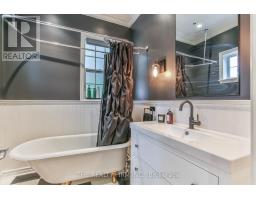 9 EAST AVENUE - 25